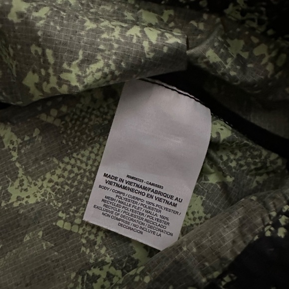 Nike Running Lightweight Jacket Womens size XS Snakeskin Removable Hood-Vented - Picture 4 of 9